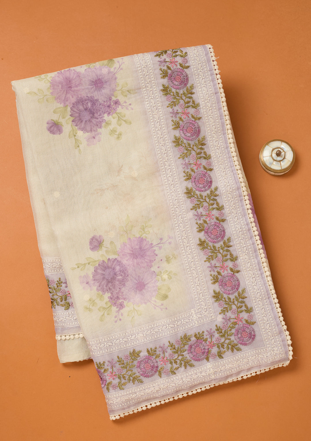 Lavender Chanderi Threadwork Saree With Matching Blouse Piece
