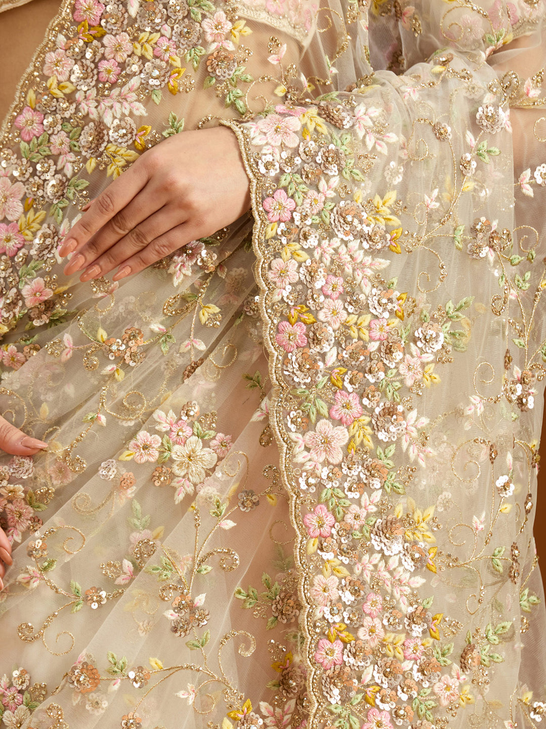 Cream Net Sequins Saree With Matching Blouse Piece