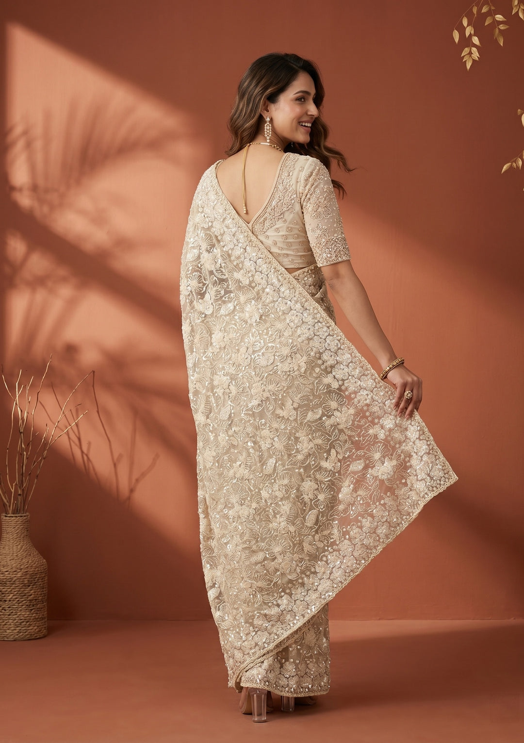 Cream Net Threadwork Saree With Matching Blouse Piece