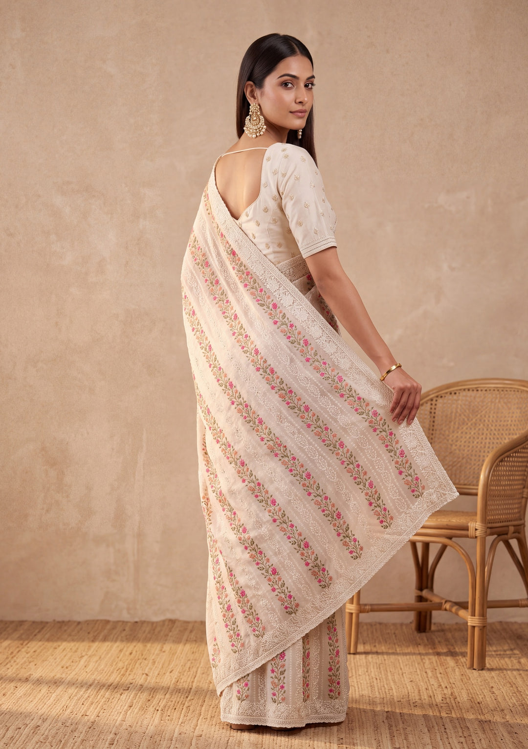 Off White Cotton Threadwork Saree With Matching Blouse Piece
