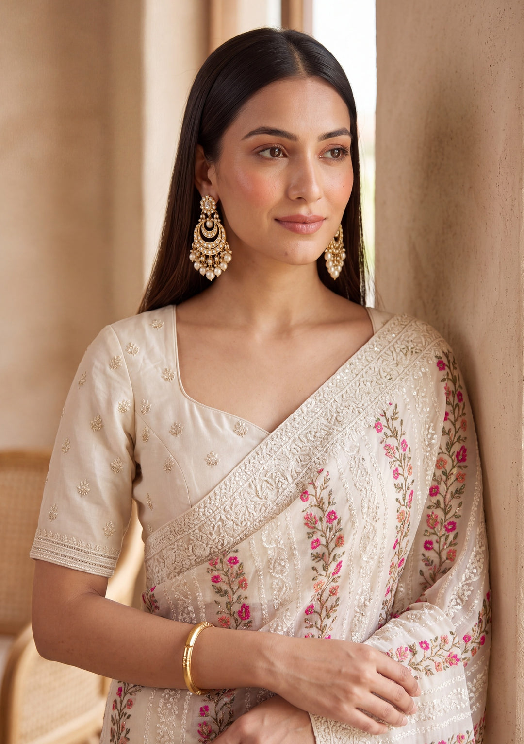 Off White Cotton Threadwork Saree With Matching Blouse Piece