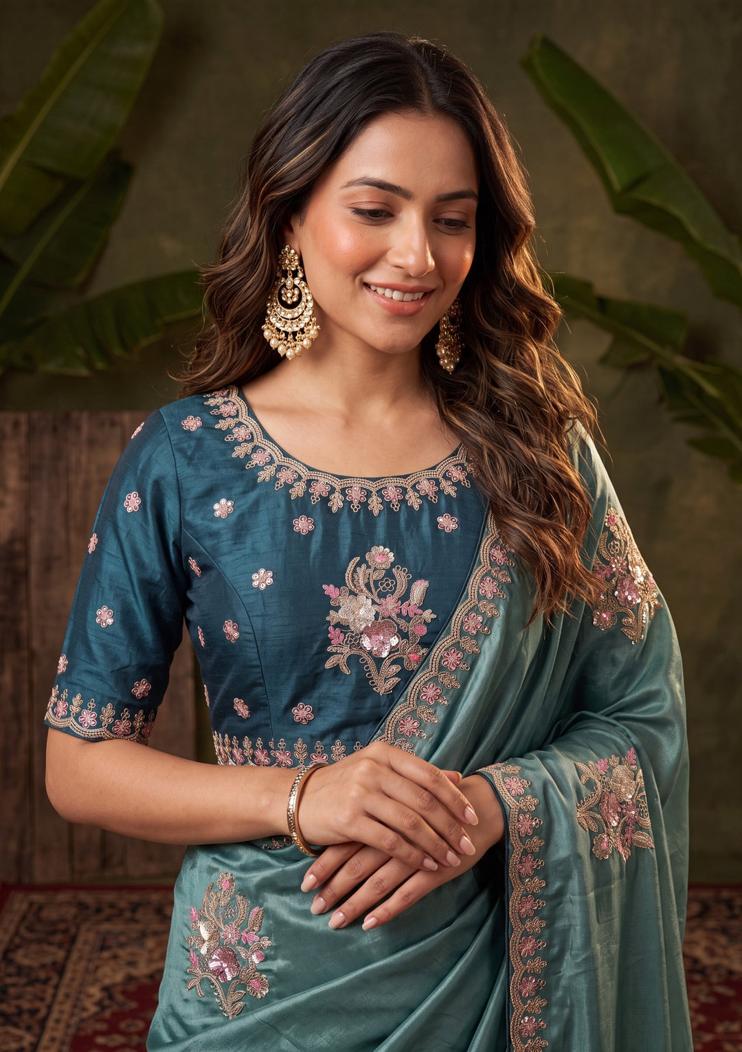 Sea Green Threadwork Crepe Saree With Matching Blouse Piece
