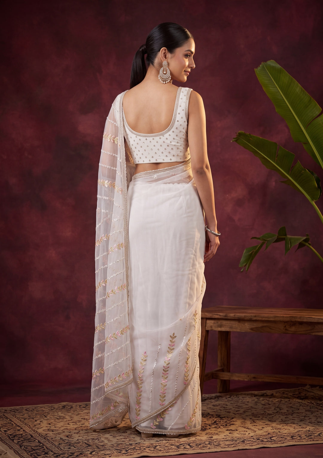 Off White Tissue Threadwork Saree With Matching Blouse Piece