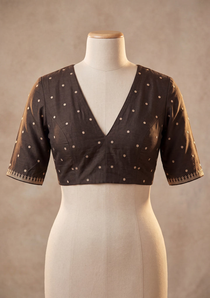 Black Georgette Gold Zariwork Saree With Matching Blouse Piece