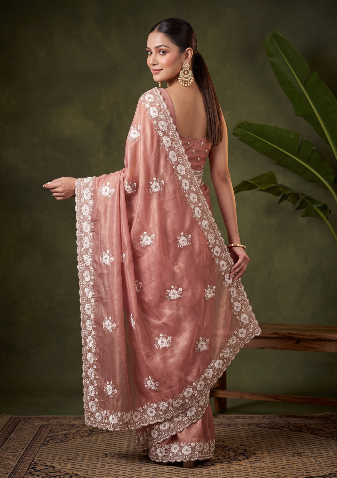 Onion Pink Georgette Threadwork Saree With Matching Blouse Piece