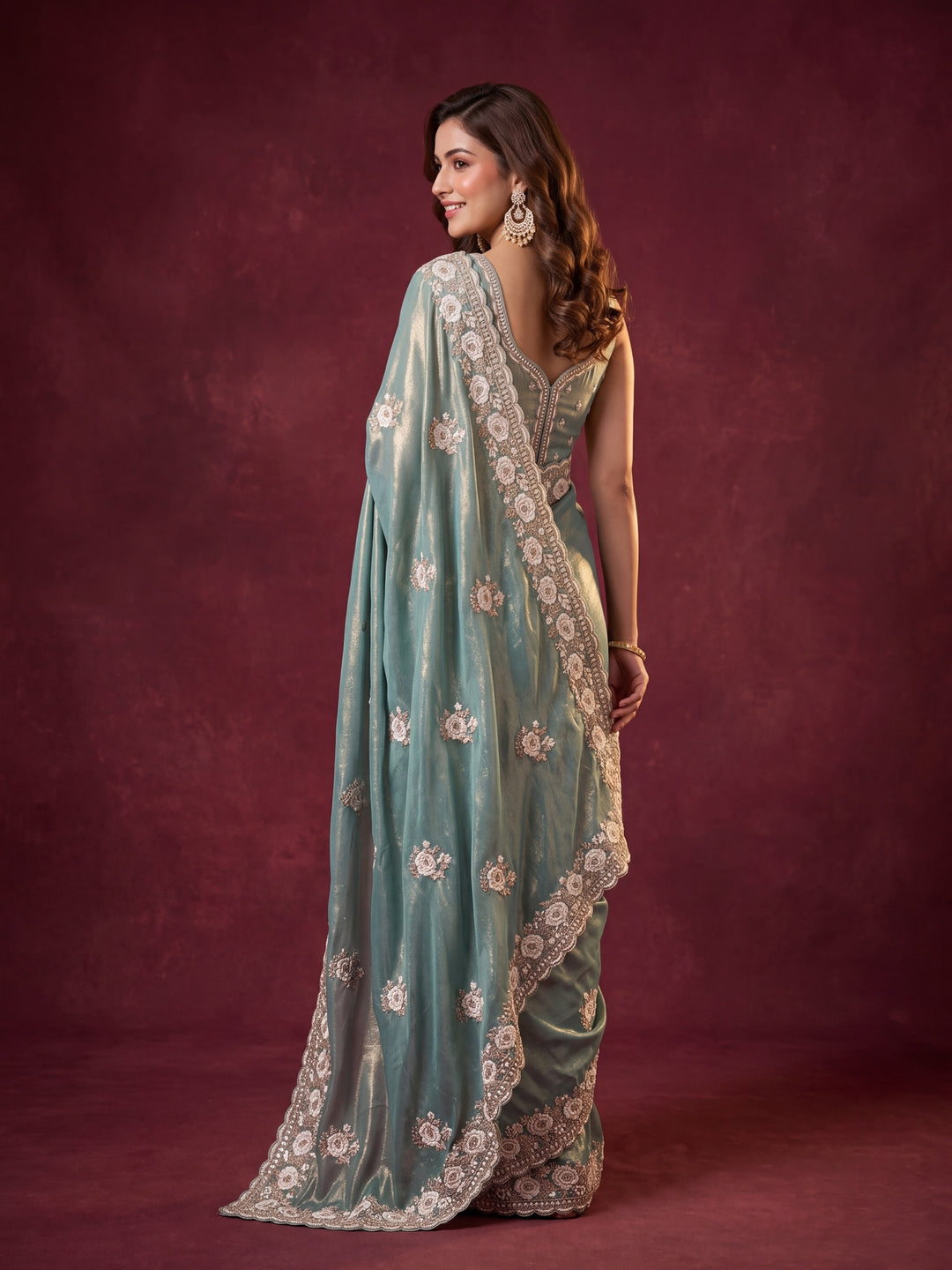Sea Green Georgette Threadwork Saree With Matching Blouse Piece