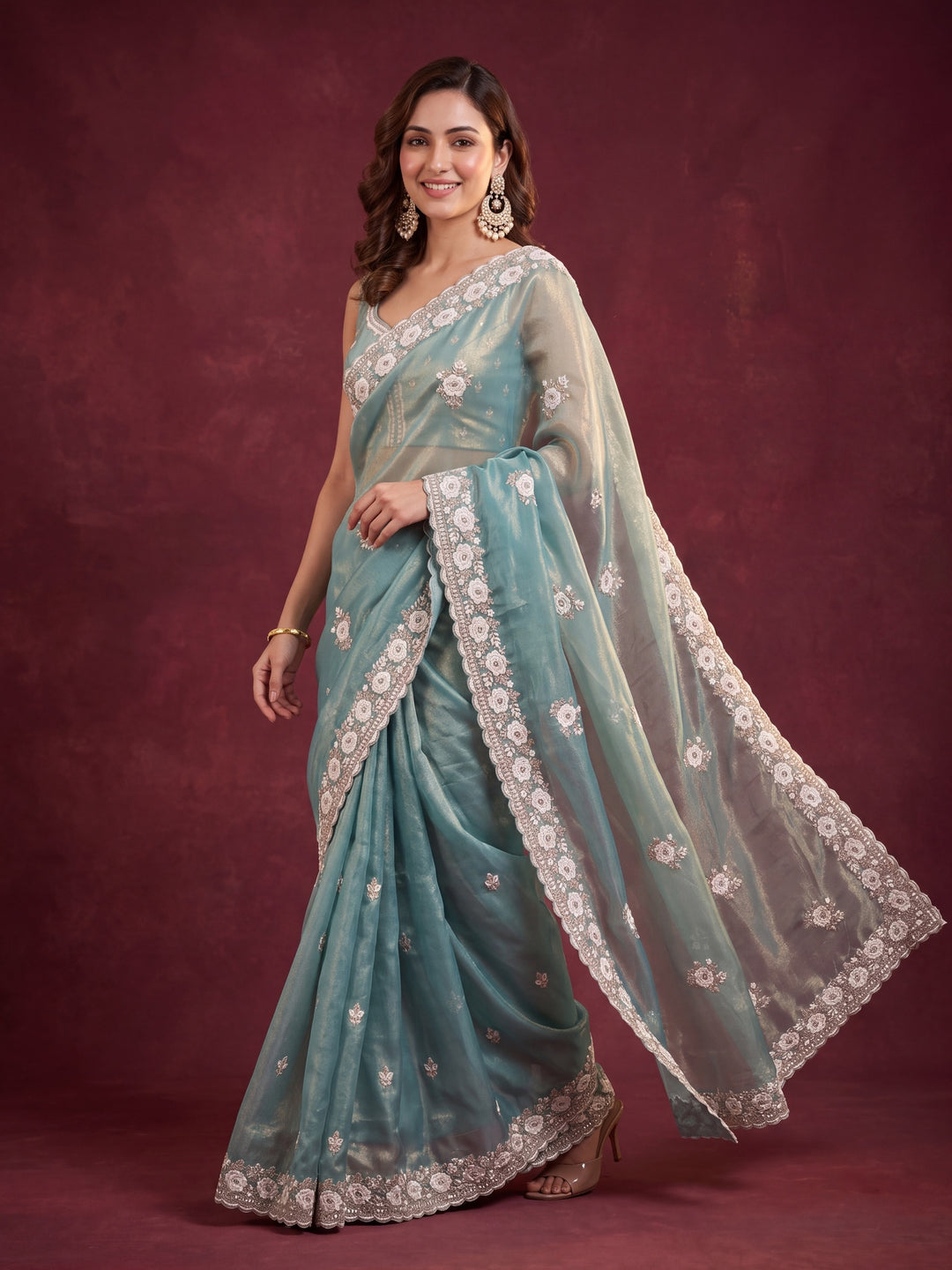 Sea Green Georgette Threadwork Saree With Matching Blouse Piece