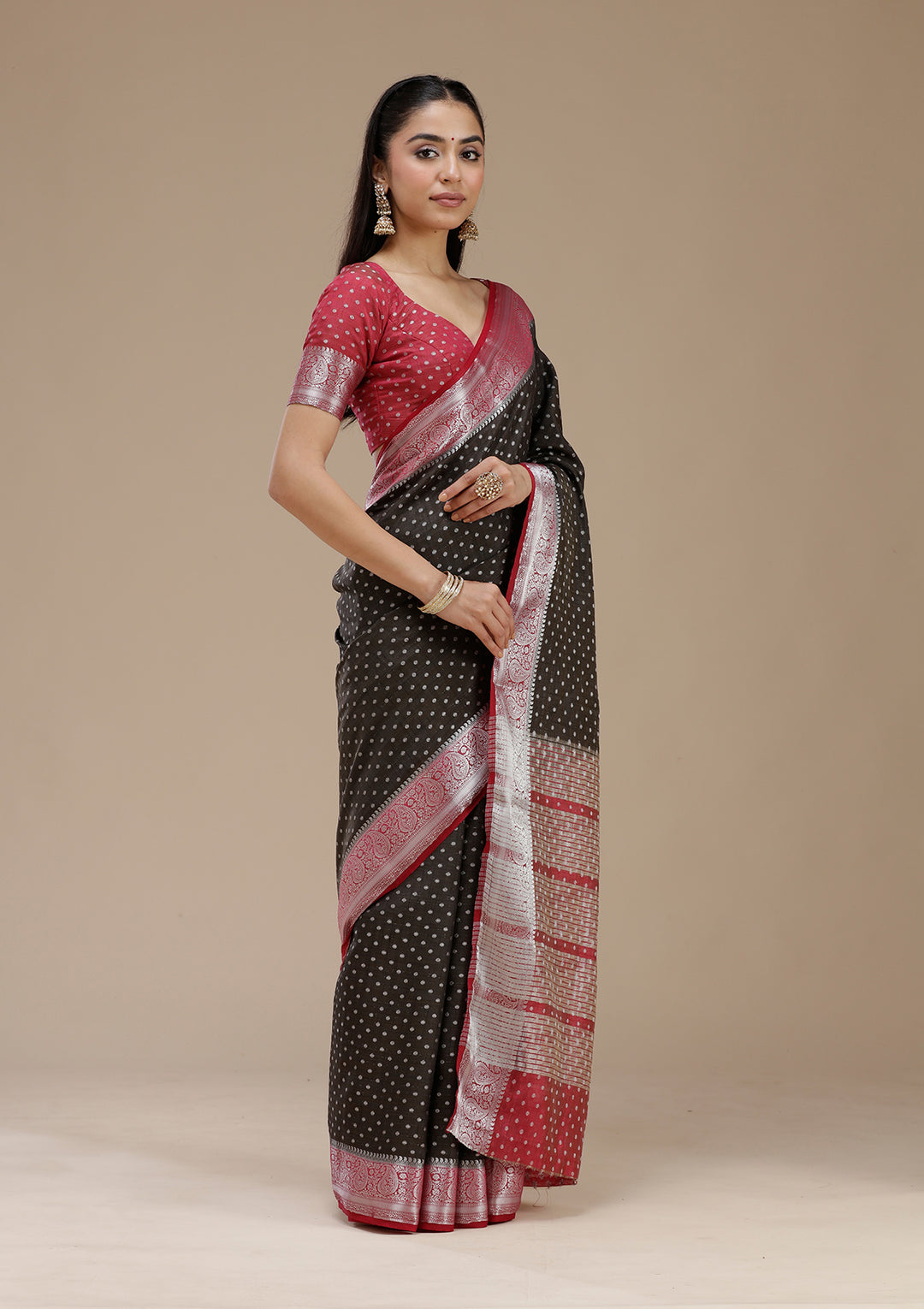 Black Silk Buti Gold Zariwork Saree With Matching Blouse Piece
