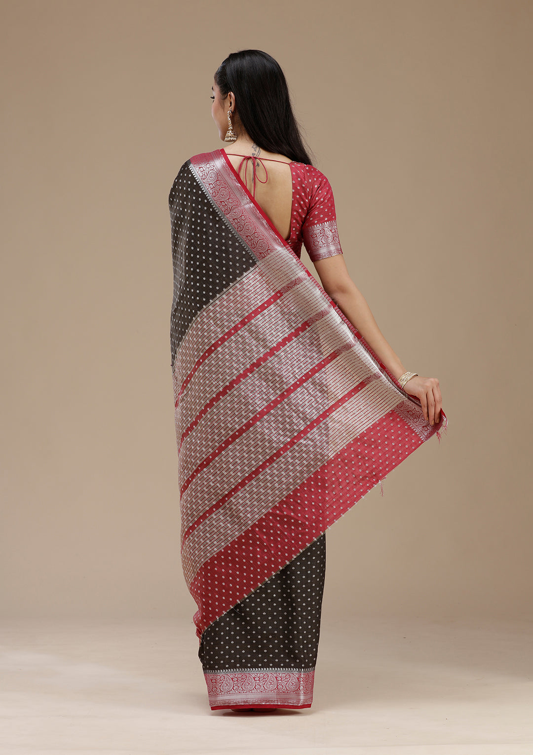 Black Silk Buti Gold Zariwork Saree With Matching Blouse Piece