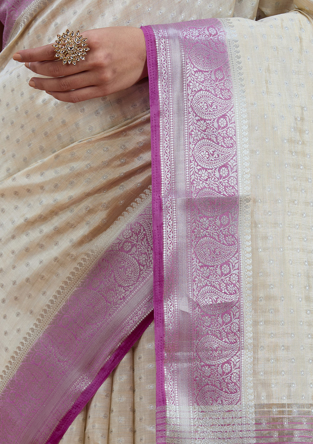 Off White Silk Buti Gold Zariwork Saree With Matching Blouse Piece