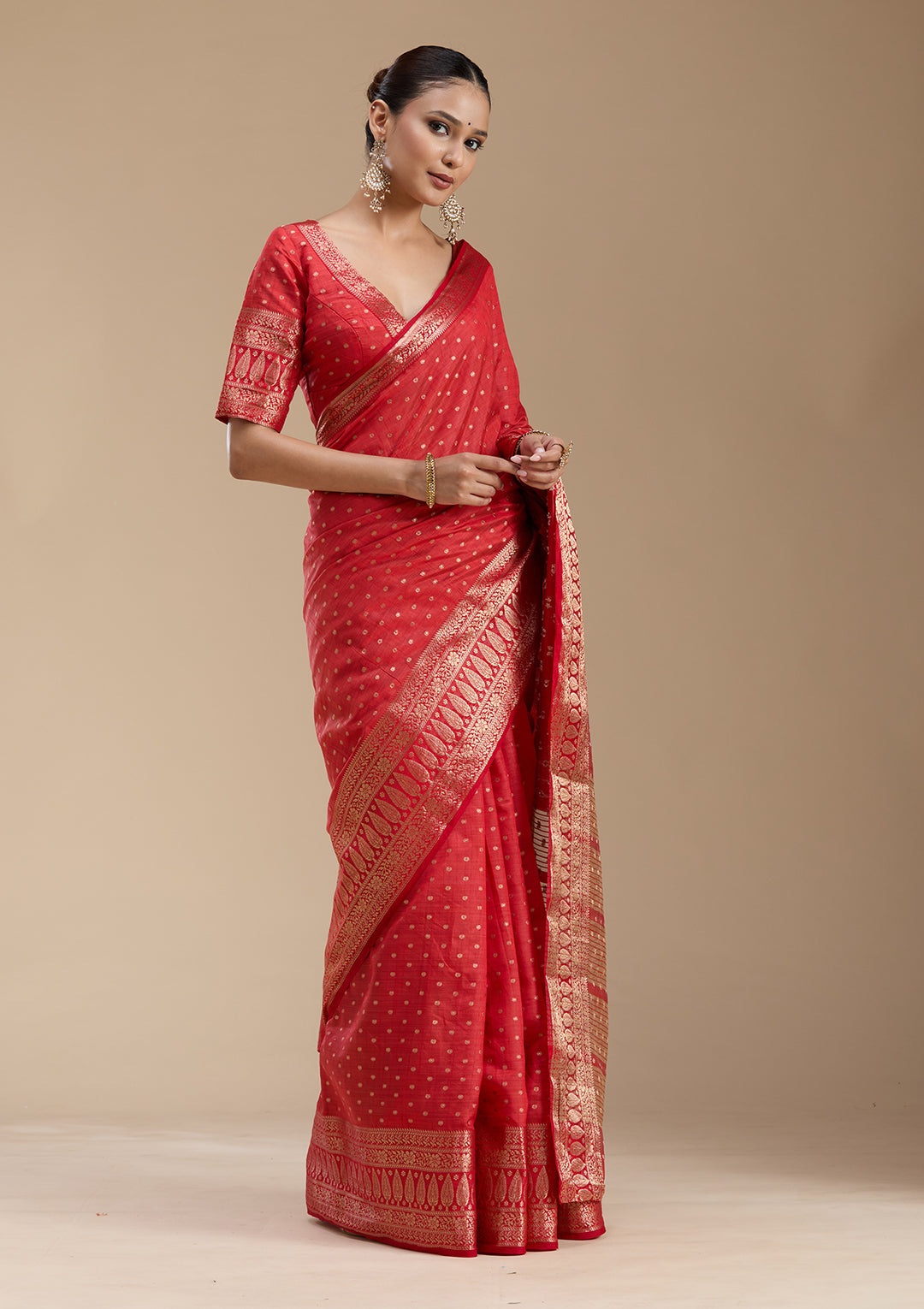 Red Silk Buti Gold Zariwork Saree With Matching Blouse Piece