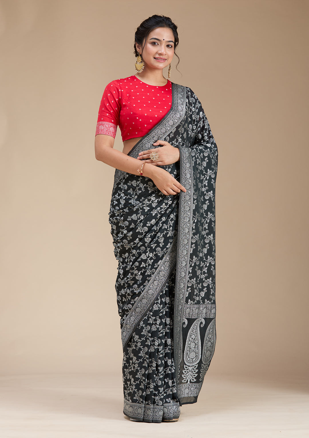 Black Georgette Jaal Gold Zariwork Saree With Matching Blouse Piece