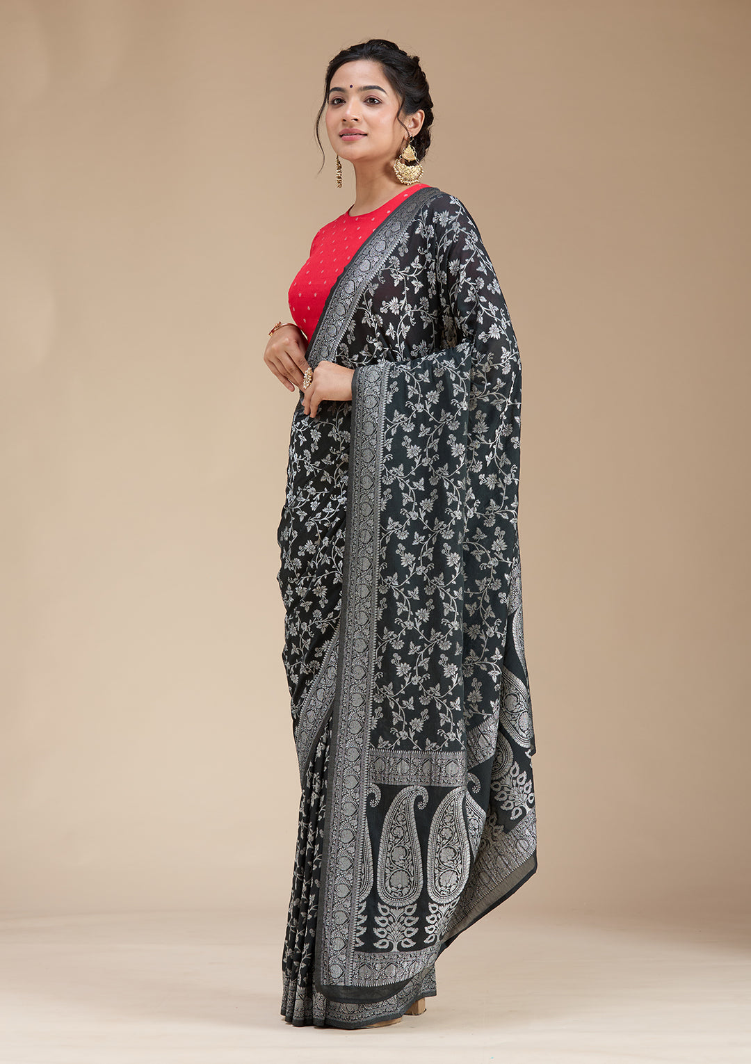 Black Georgette Jaal Gold Zariwork Saree With Matching Blouse Piece