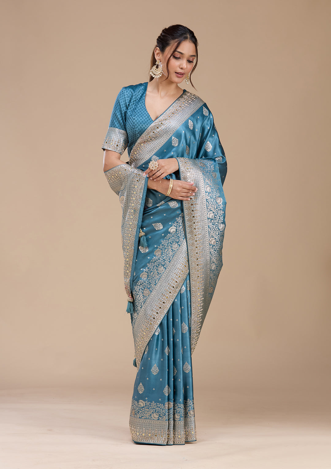 Navy Blue Silk Buti Stonework Saree With Matching Blouse Piece