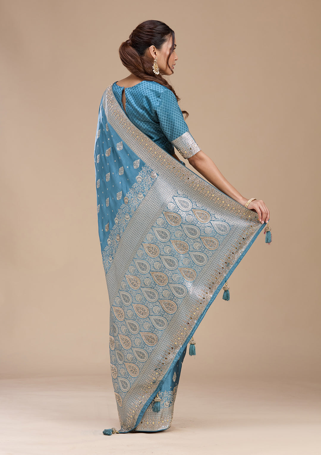 Navy Blue Silk Buti Stonework Saree With Matching Blouse Piece
