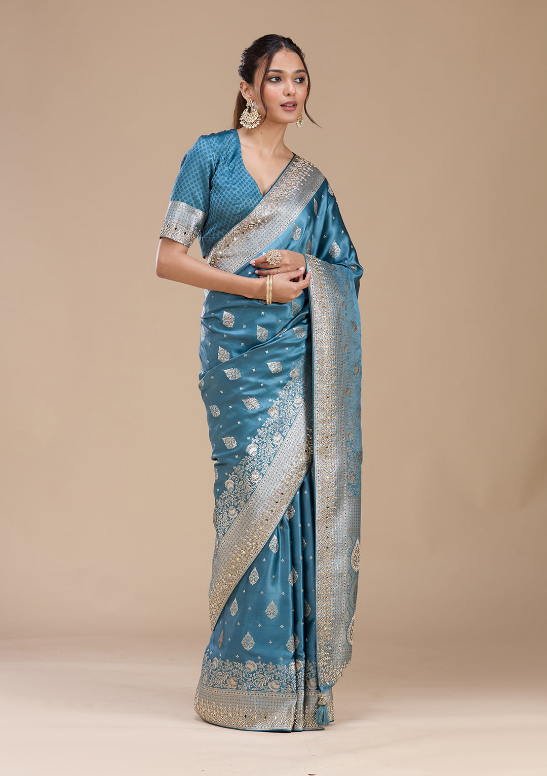 Navy Blue Silk Buti Stonework Saree With Matching Blouse Piece