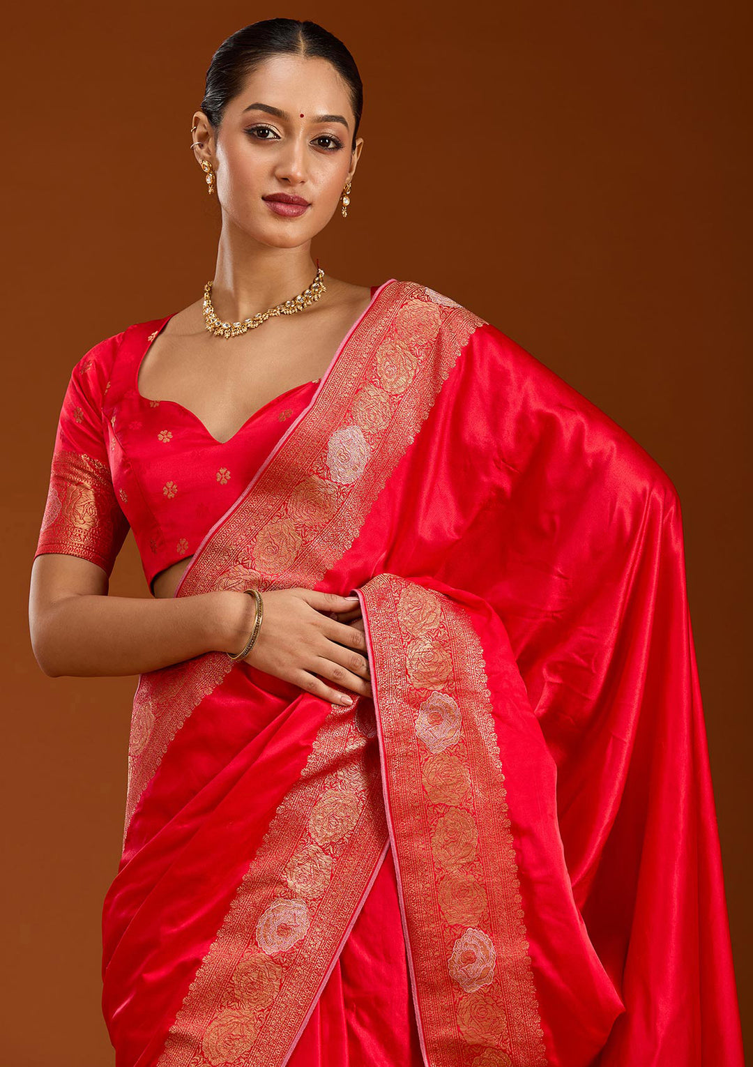 Red Silk Plain Zariwork Saree With Matching Blouse Piece