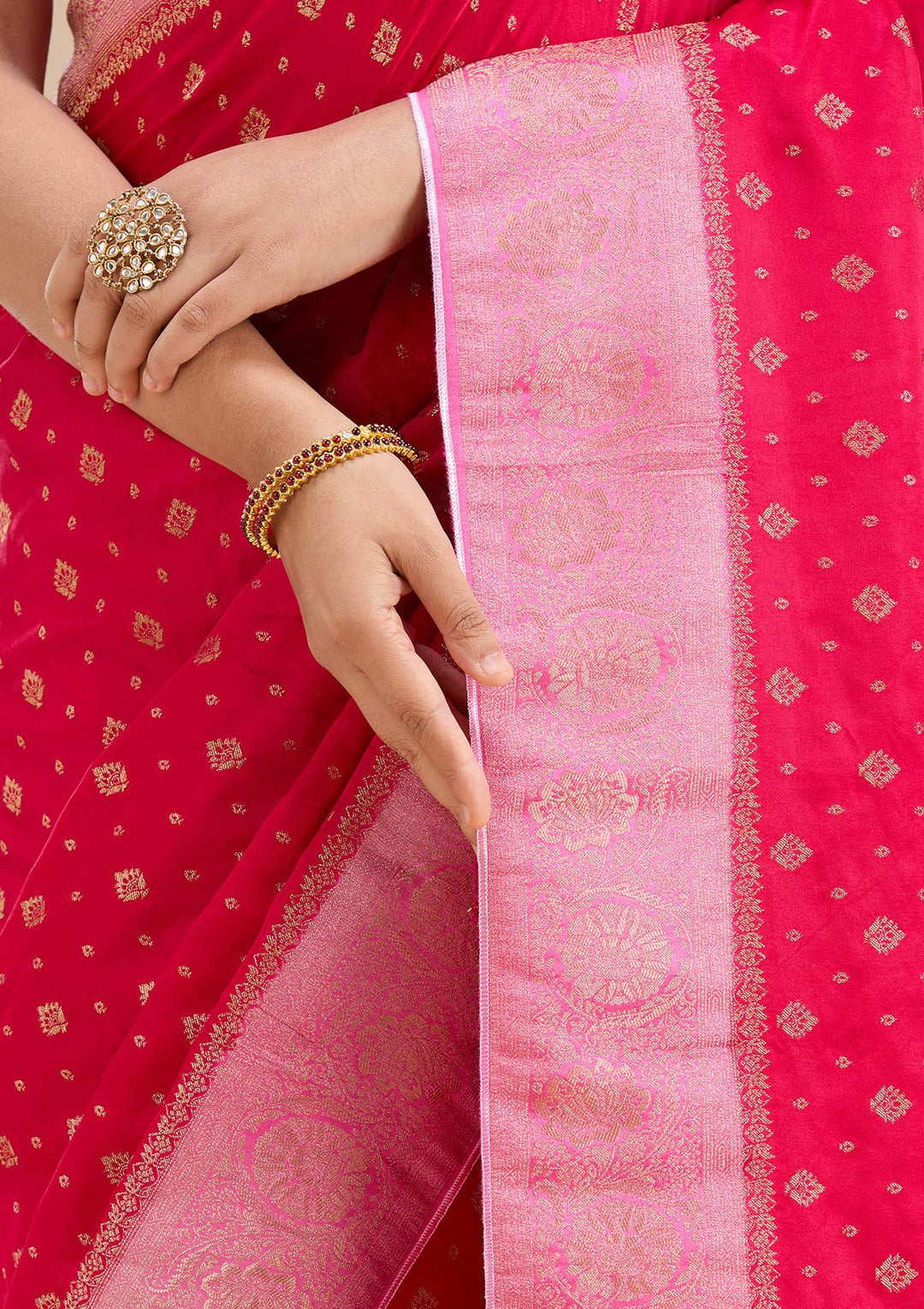 Rani Pink Silk Buti Saree With Matching Blouse Piece