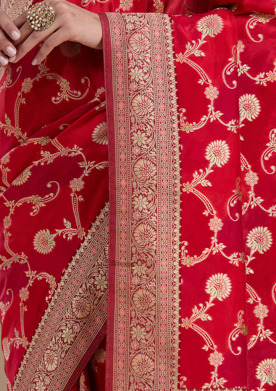 Red Silk Jaal Gold Zariwork Saree With Matching Blouse Piece