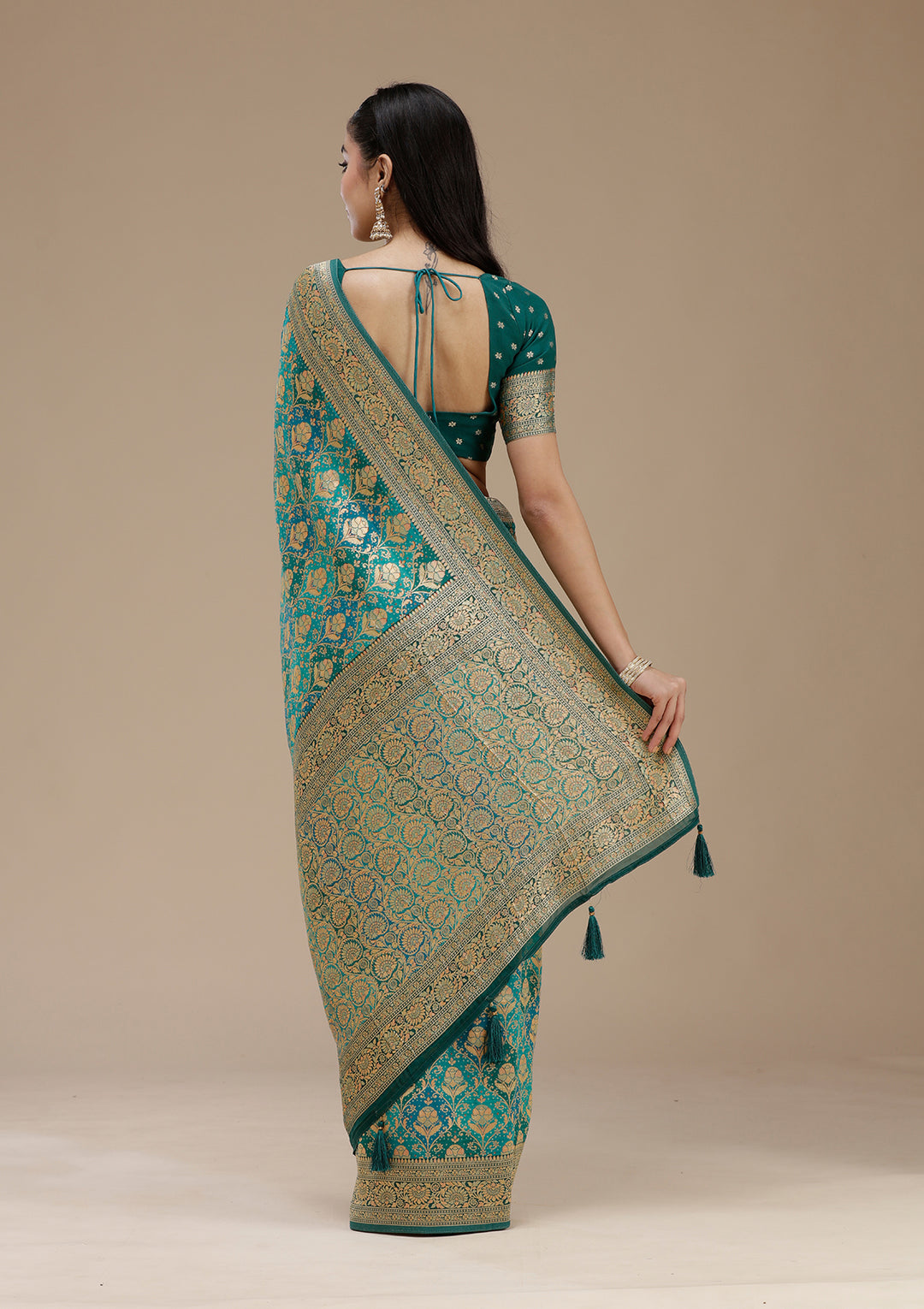 Turquoise Blue Crepe Jaal Saree With Matching Blouse Piece