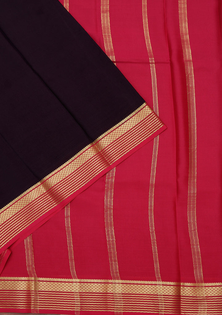Navy Blue Crepe Plain Saree With Matching Blouse Piece