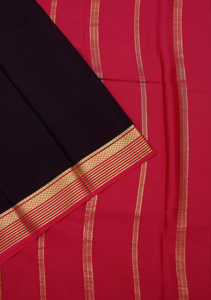 Navy Blue Crepe Plain Saree With Matching Blouse Piece