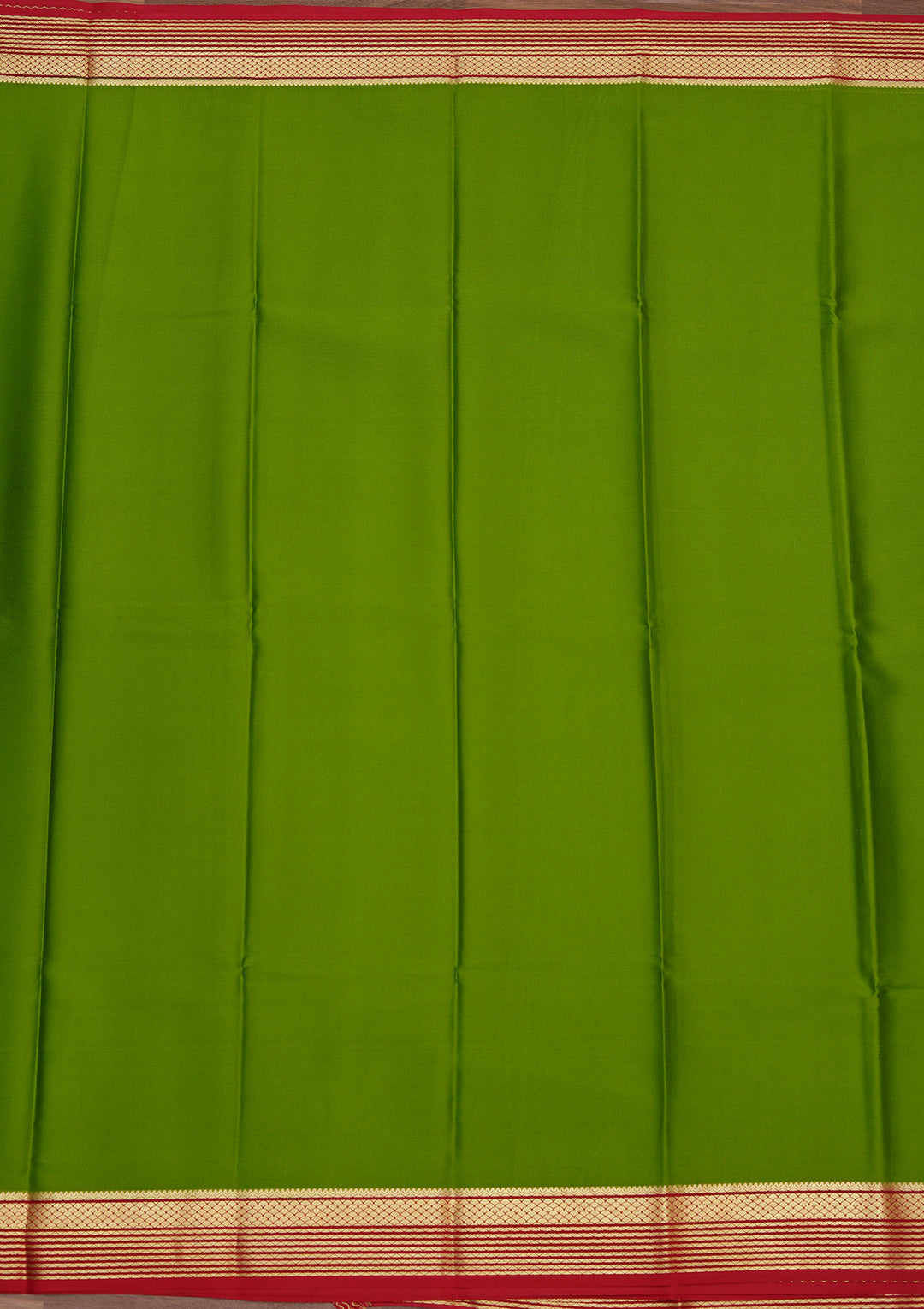 Parrot Green Crepe Plain Saree With Matching Blouse Piece