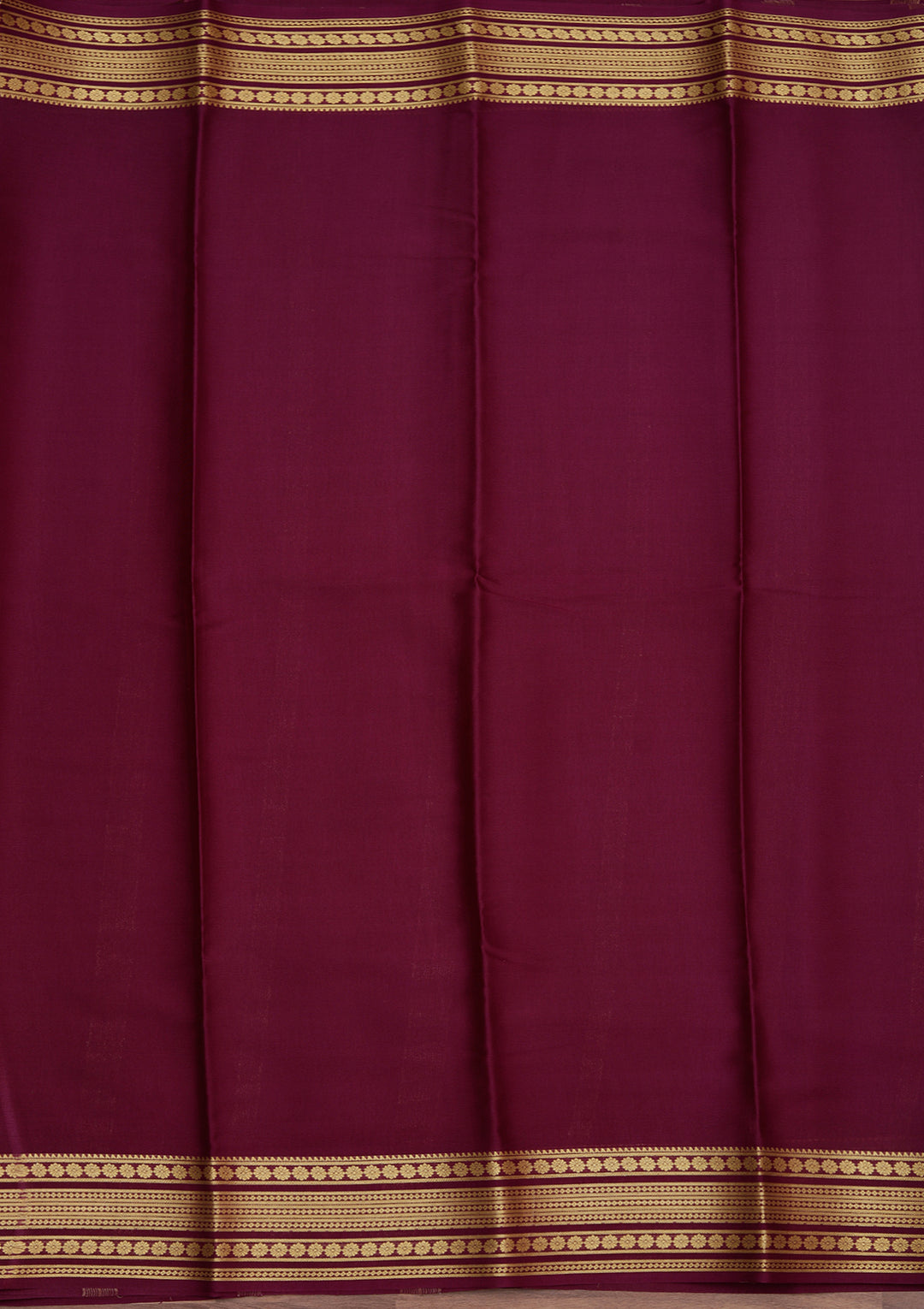 Onion Pink Crepe Plain Saree With Matching Blouse Piece