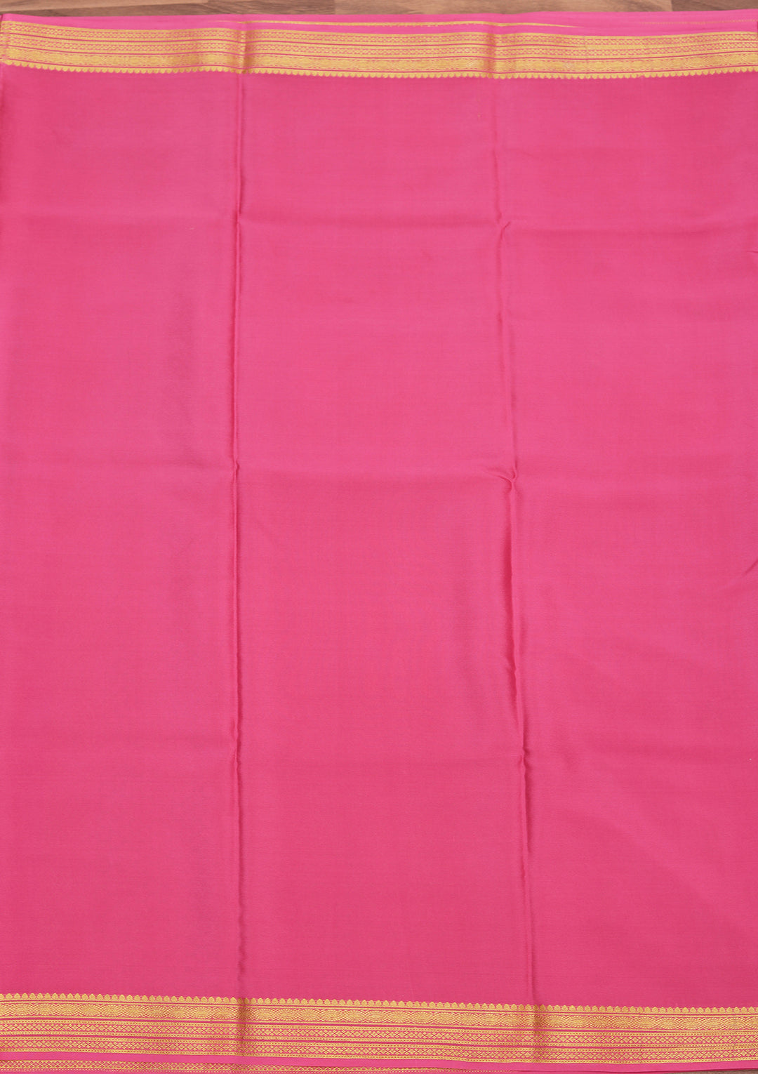 Pink Crepe Buti Saree With Matching Blouse Piece