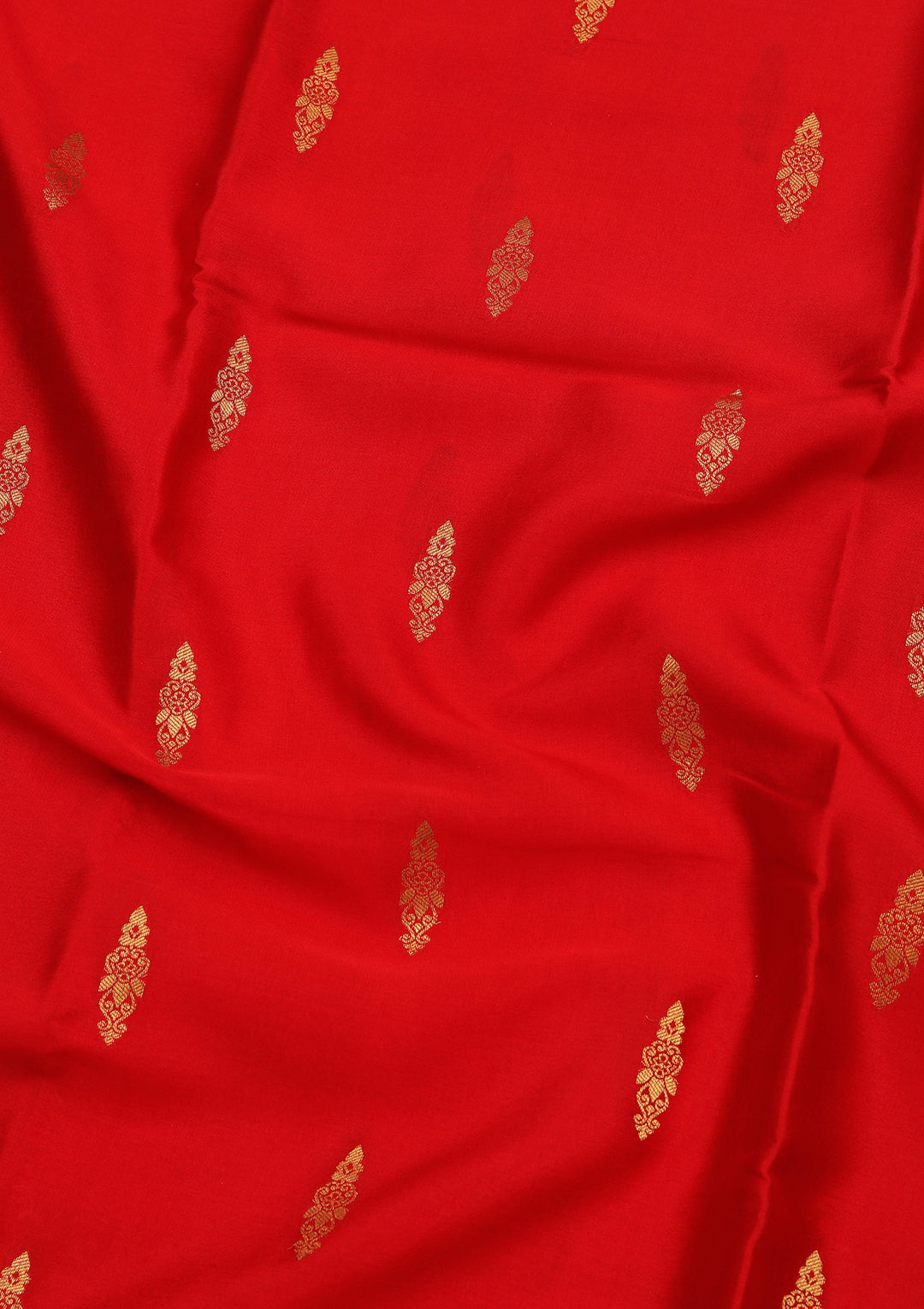 Red Crepe Buti Saree With Matching Blouse Piece