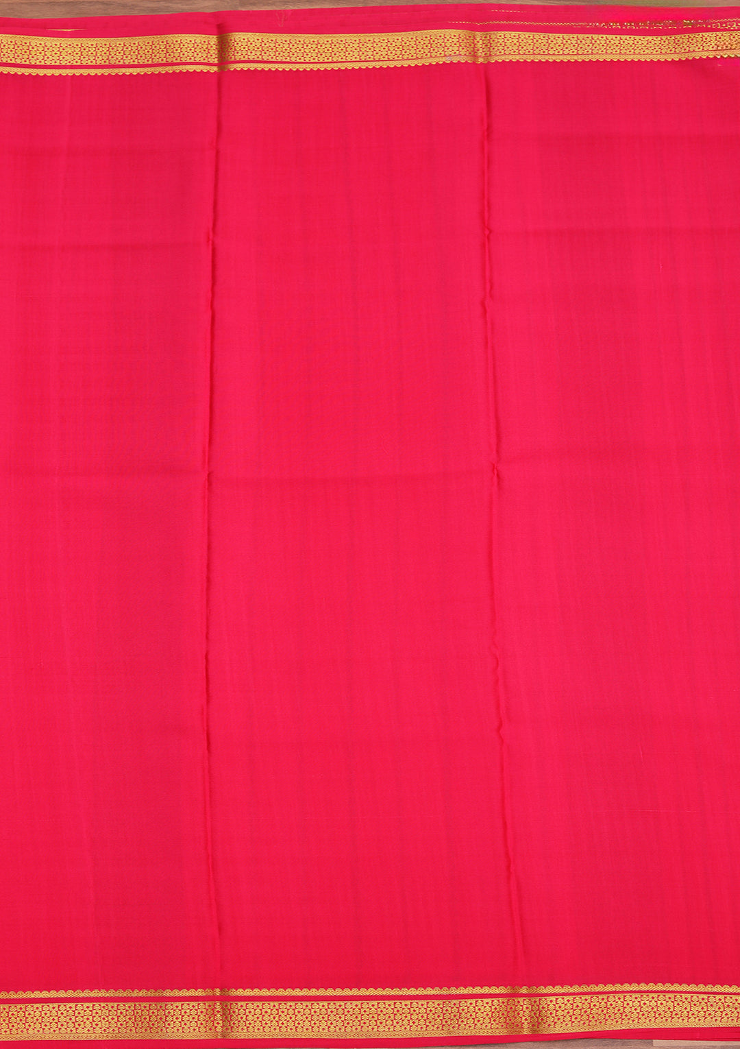 Rani Pink Crepe Stripes Saree With Matching Blouse Piece