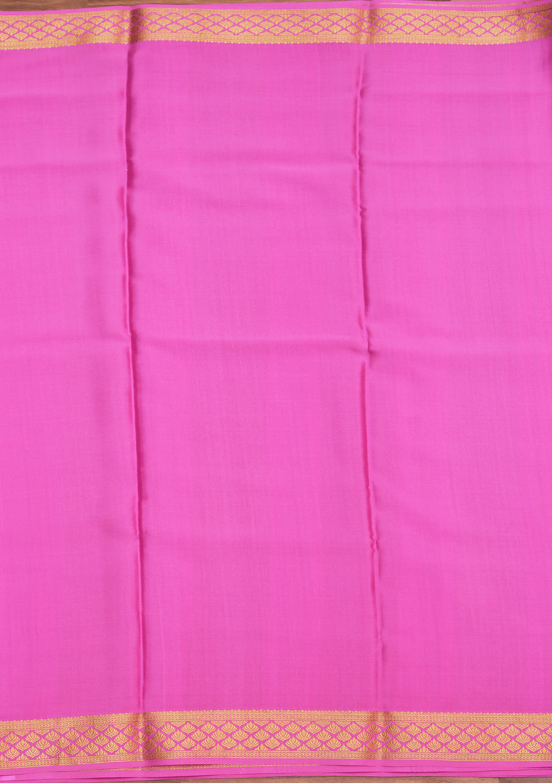 Light Lavender Crepe Stripes Saree With Matching Blouse Piece