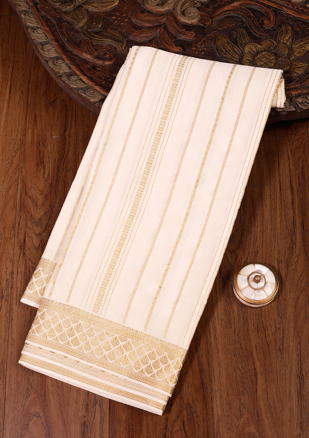 Off White Crepe Stripes Saree With Matching Blouse Piece
