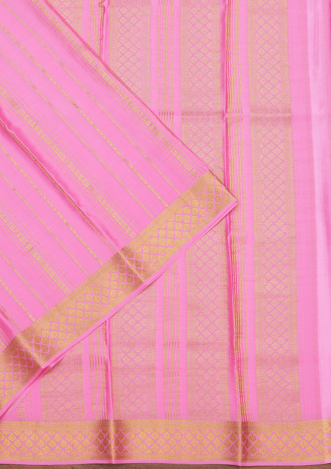 Pink Crepe Stripes Saree With Matching Blouse Piece