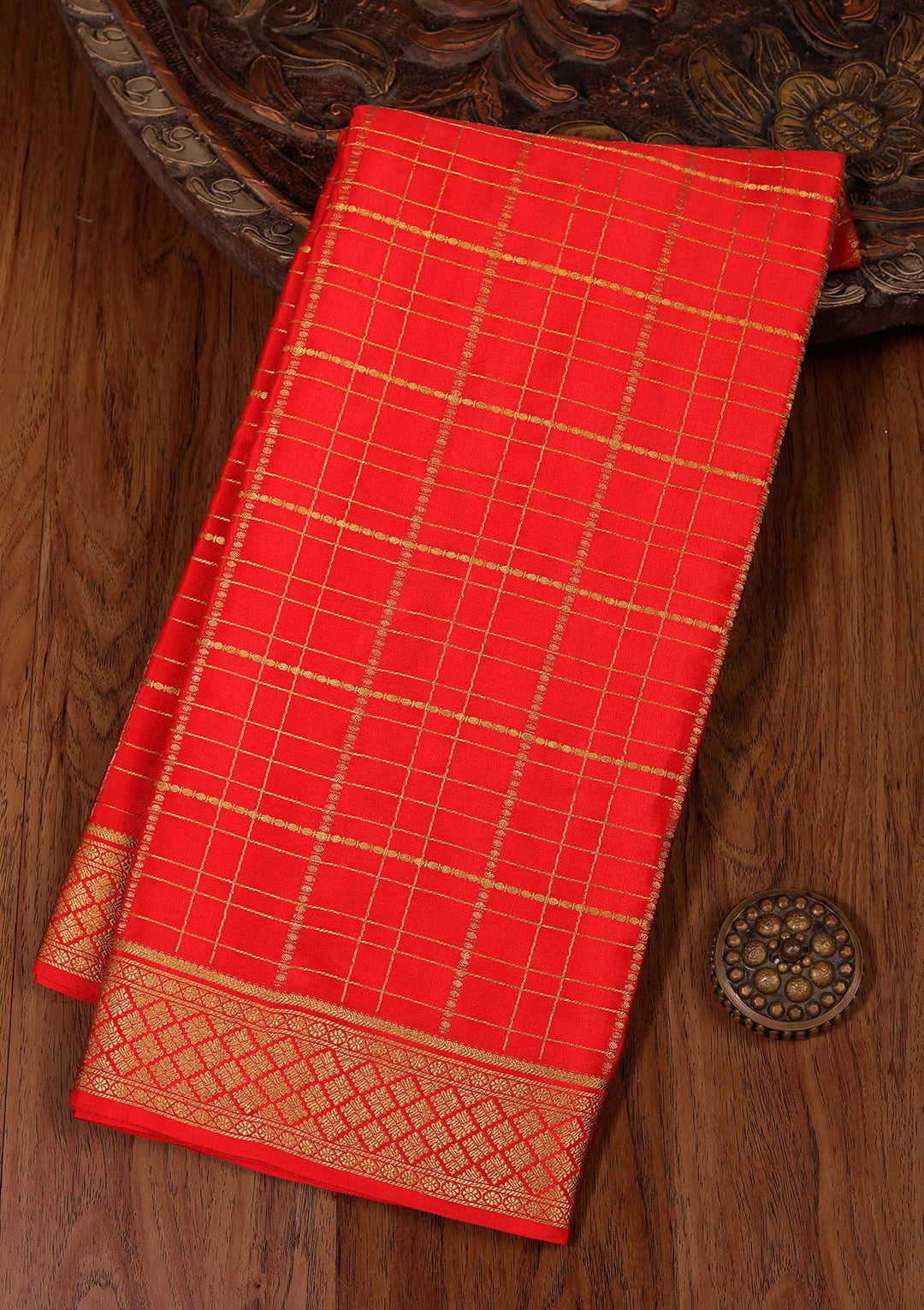 Red Crepe Checks Saree With Matching Blouse Piece