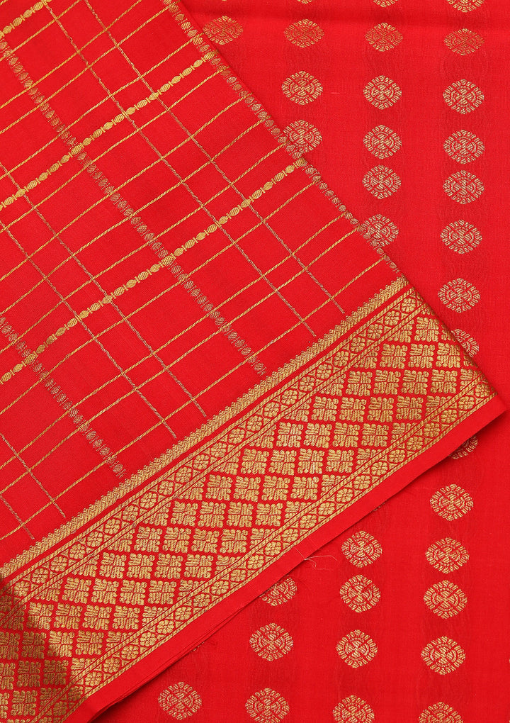 Red Crepe Checks Saree With Matching Blouse Piece
