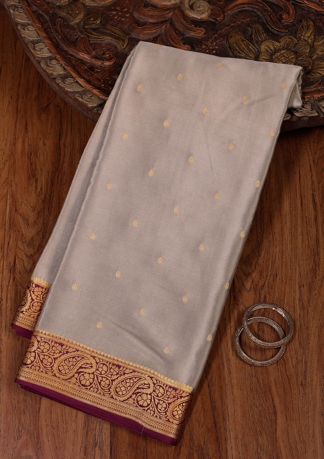 Light Grey Crepe Buti Saree With Matching Blouse Piece
