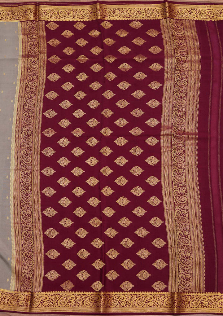 Light Grey Crepe Buti Saree With Matching Blouse Piece