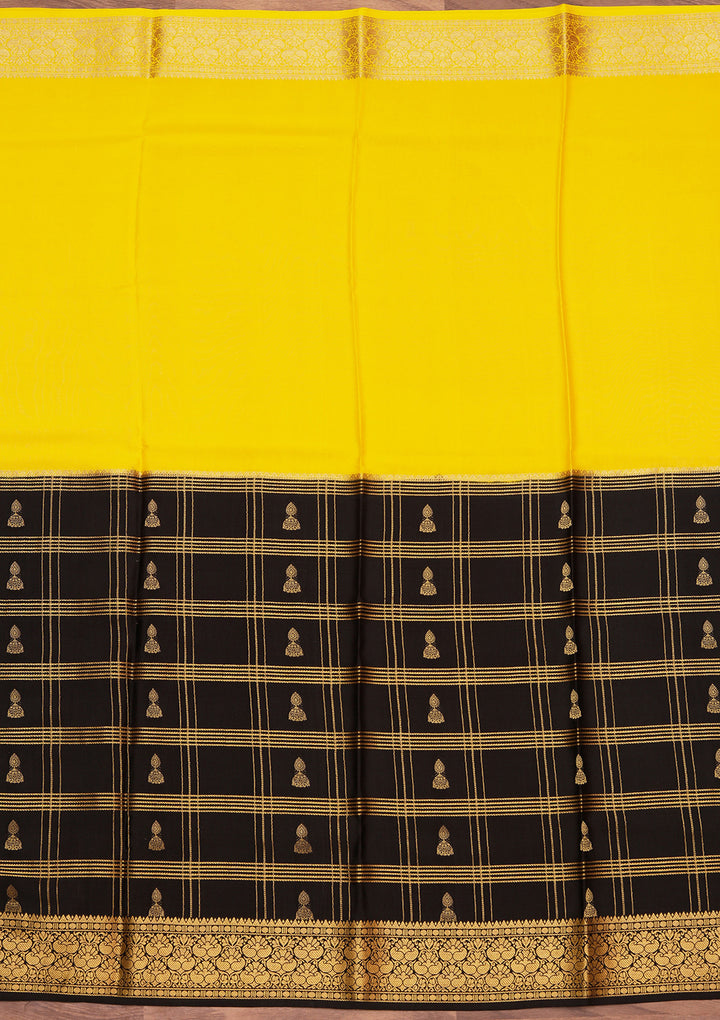 Yellow Crepe Checks Saree With Matching Blouse Piece