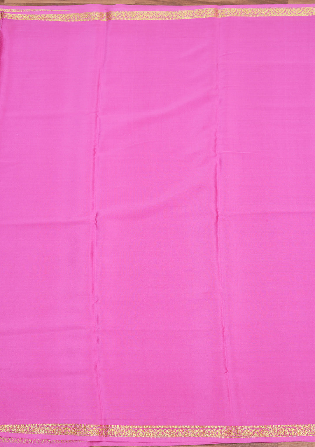 Pink Crepe Stripes Saree With Matching Blouse Piece