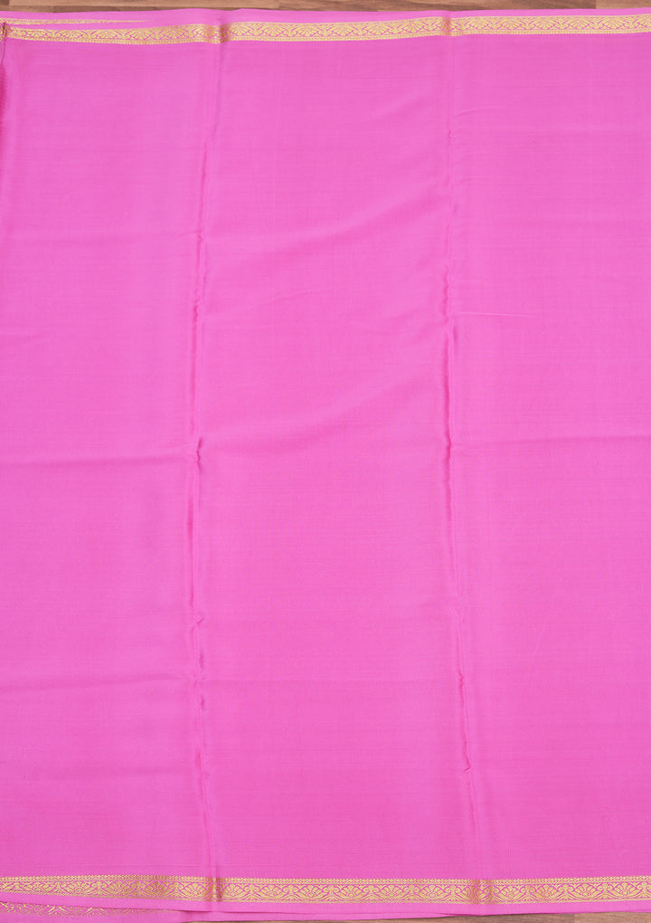 Pink Crepe Stripes Saree With Matching Blouse Piece