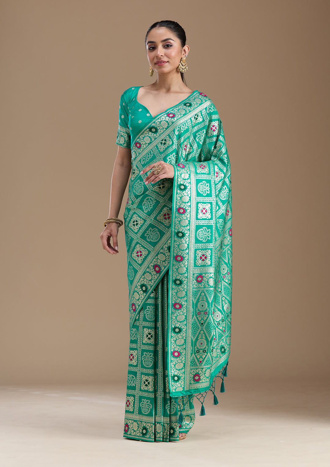 Rama Green Silk Jaal Saree With Matching Blouse Piece