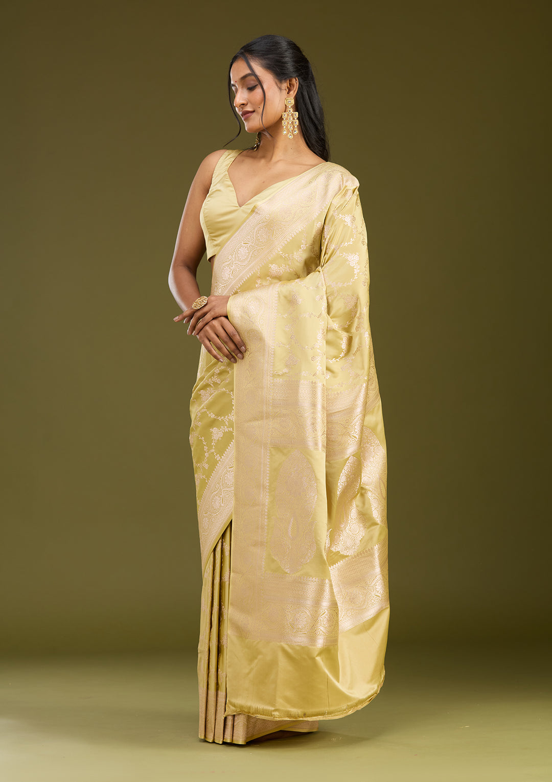 Pista Green Zariwork (Gold) Art Silk Saree