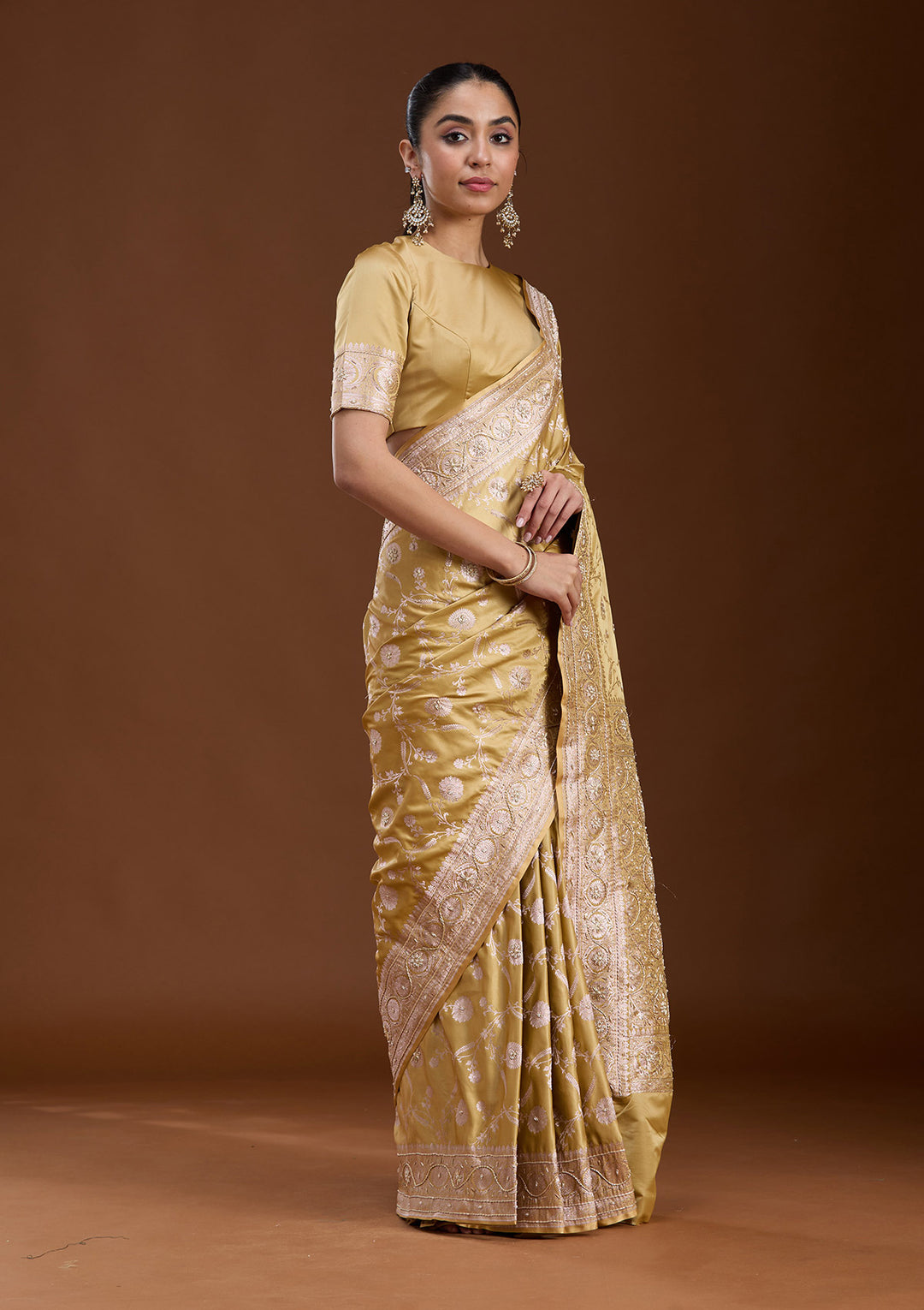 Mehendi Silk Jaal Gold Zardozi Saree With Matching Blouse Piece