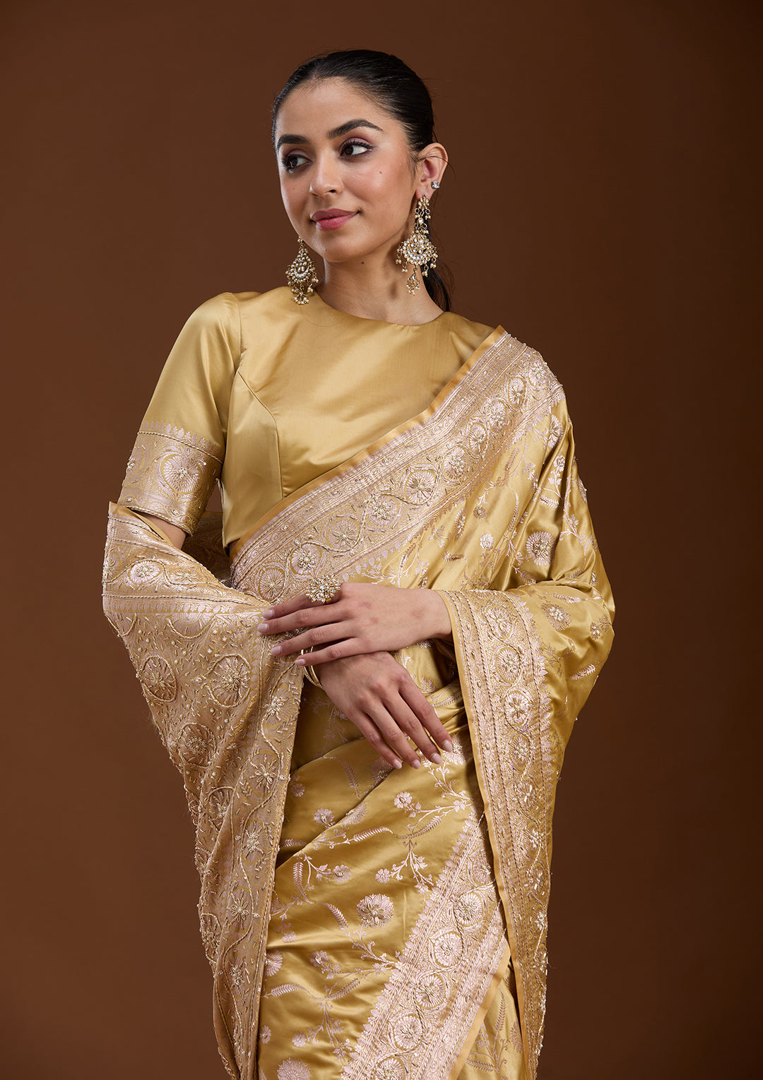 Mehendi Silk Jaal Gold Zardozi Saree With Matching Blouse Piece