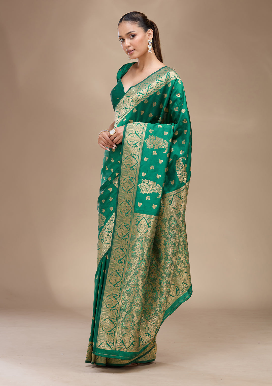 Green Silk Buti Gold Zariwork Saree With Matching Blouse Piece