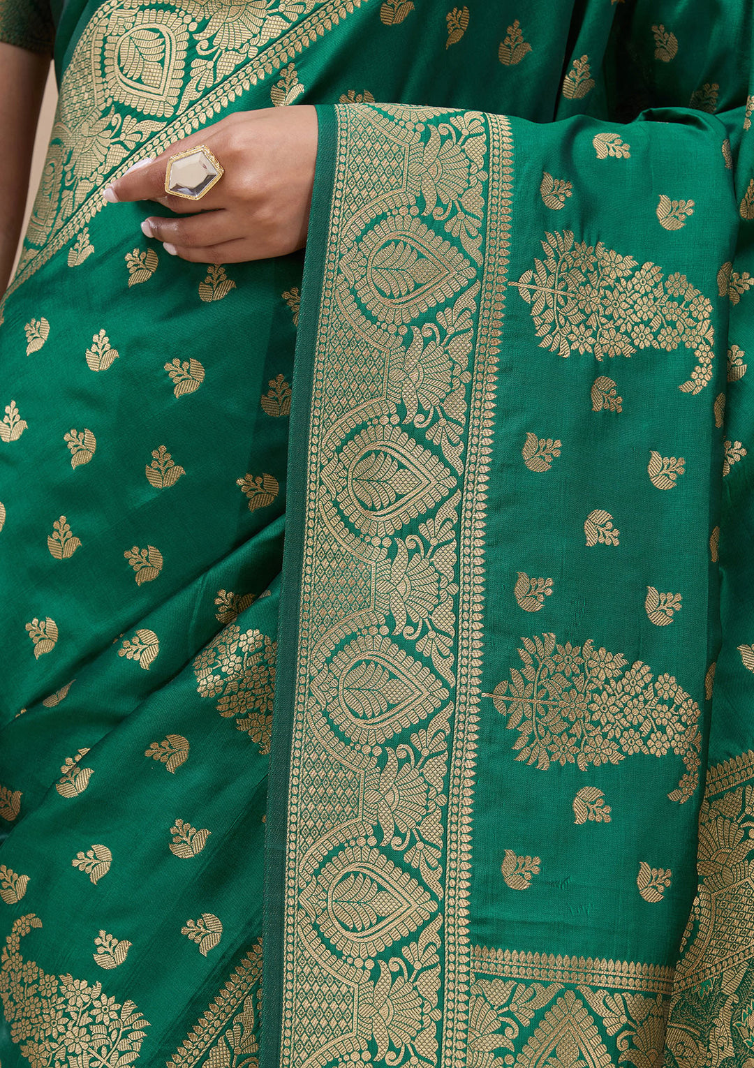 Green Silk Buti Gold Zariwork Saree With Matching Blouse Piece