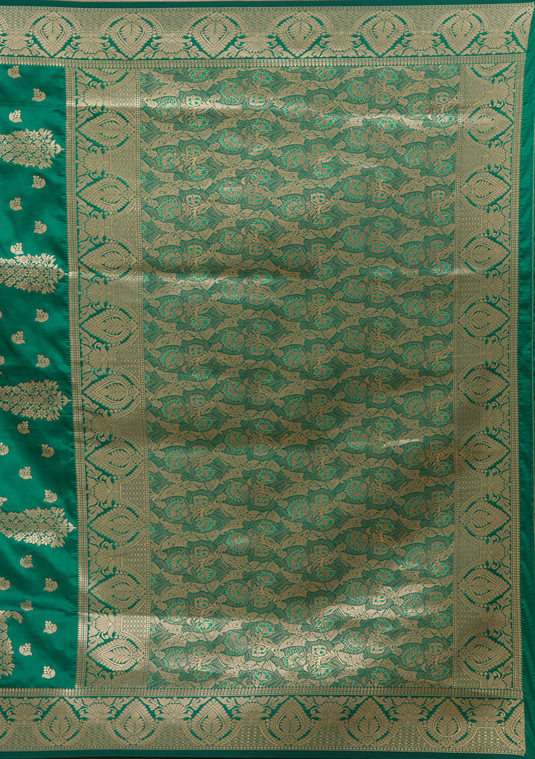 Green Silk Buti Gold Zariwork Saree With Matching Blouse Piece