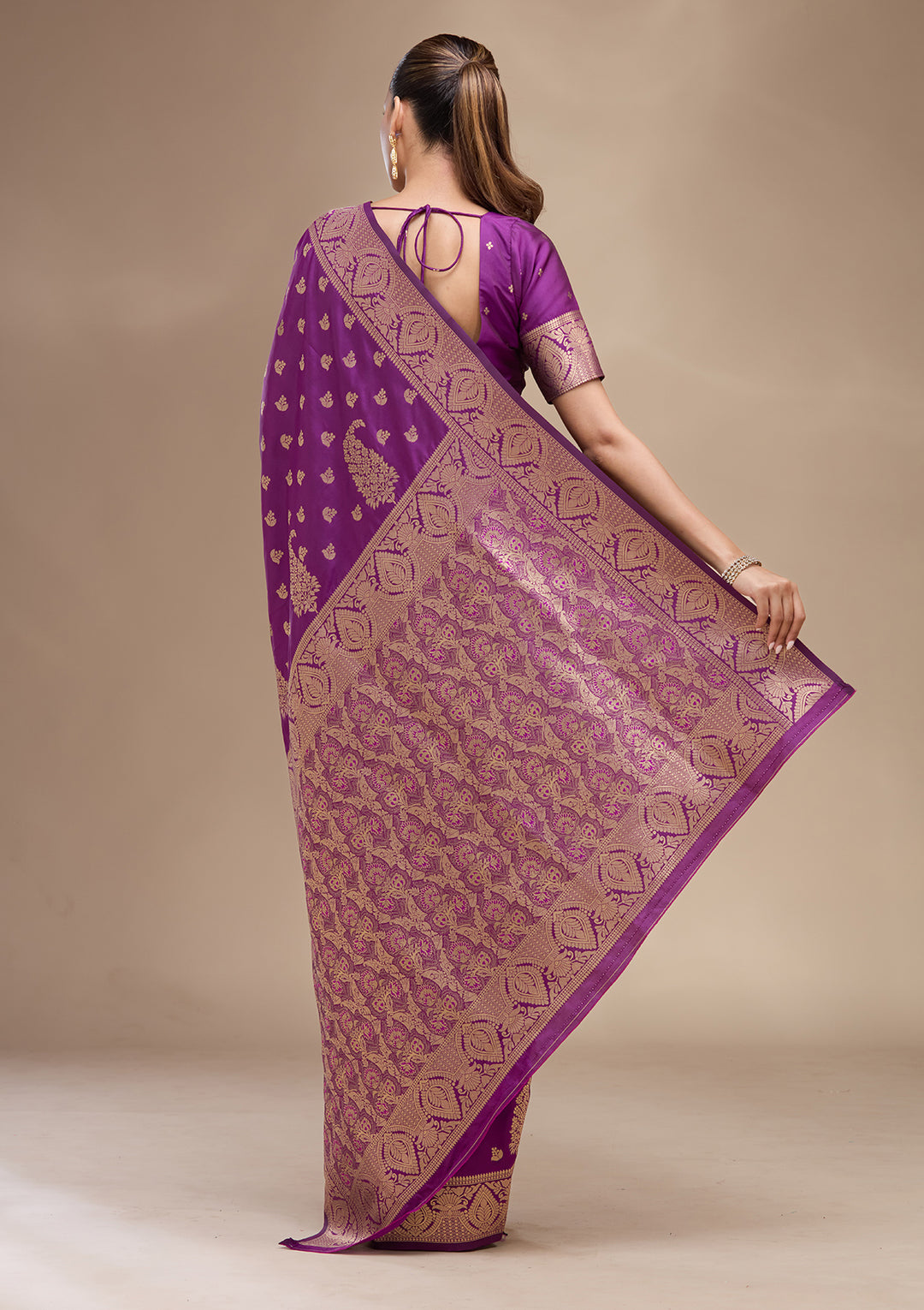 Violet Silk Buti Gold Zariwork Saree With Matching Blouse Piece