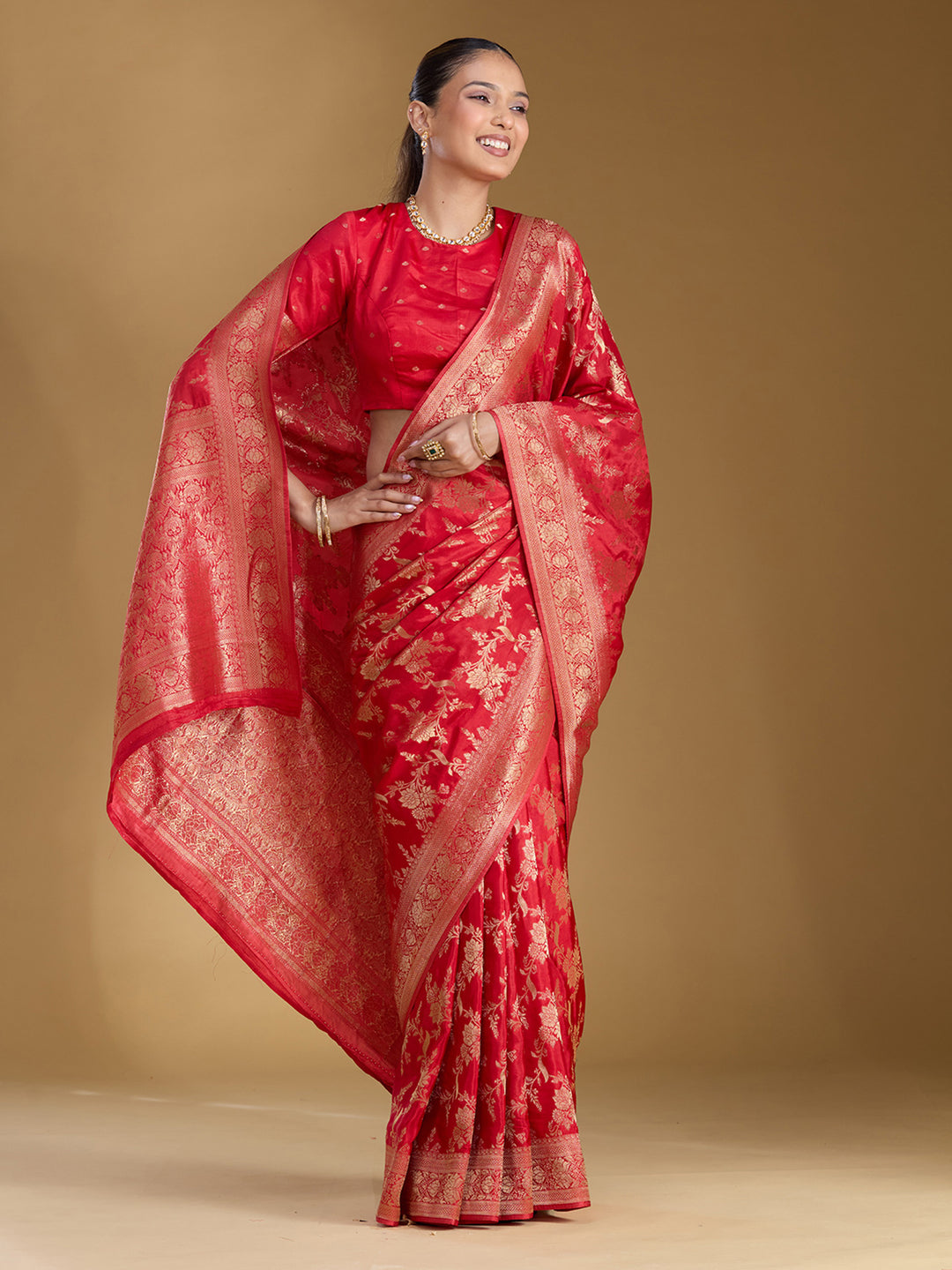 Red Silk Jaal Gold Zariwork Saree With Matching Blouse Piece